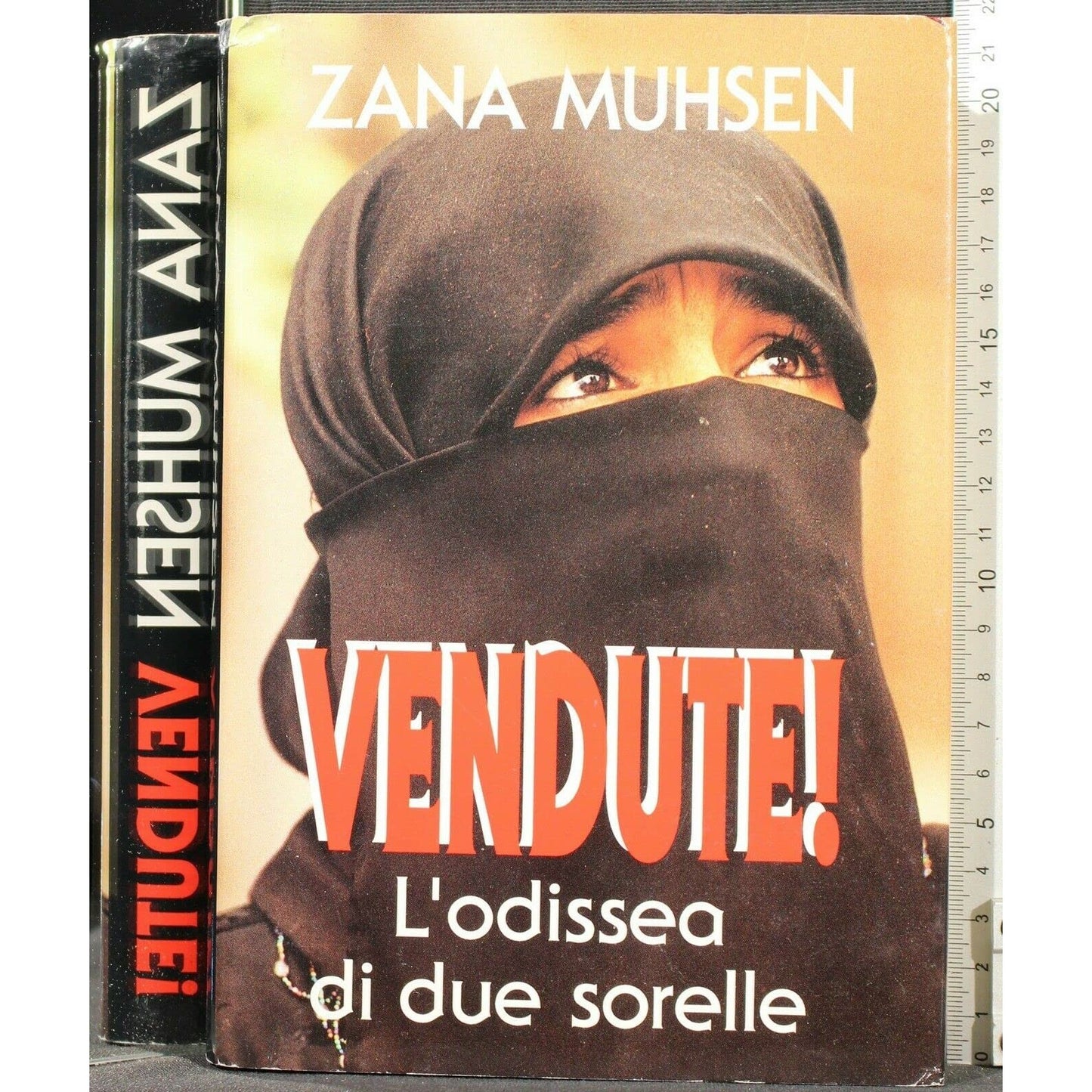 Libro - Vendute! L'odissea di due sorelle - Muhsen, Zana