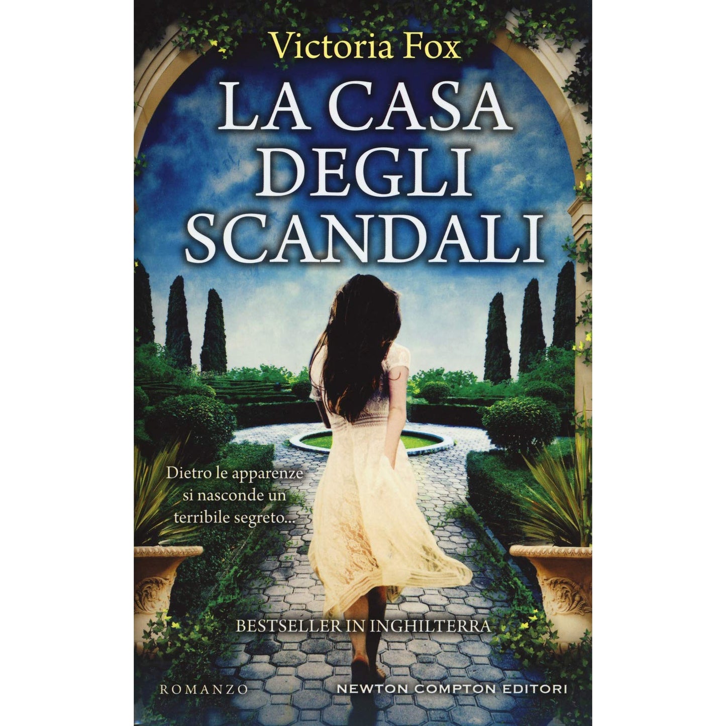 Libro - La casa degli scandali - Fox, Victoria