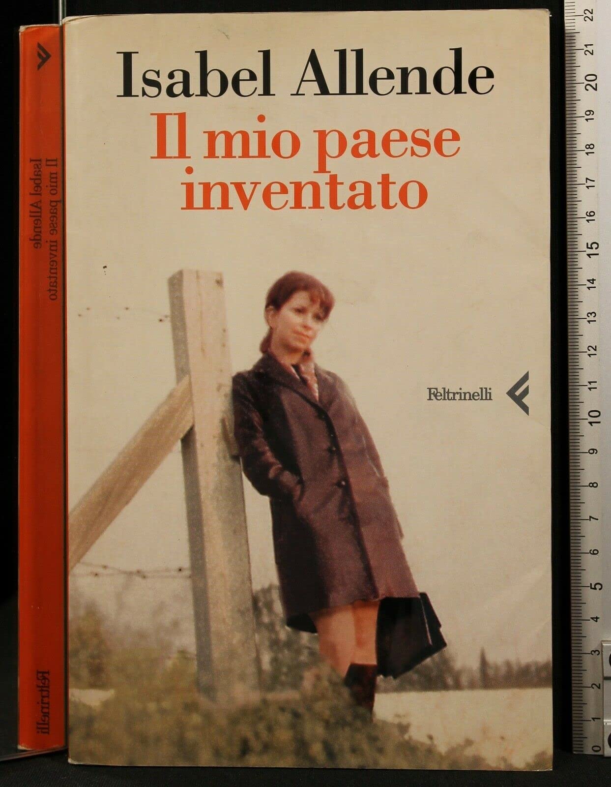 Libro - Il mio paese inventato - Allende, Isabel