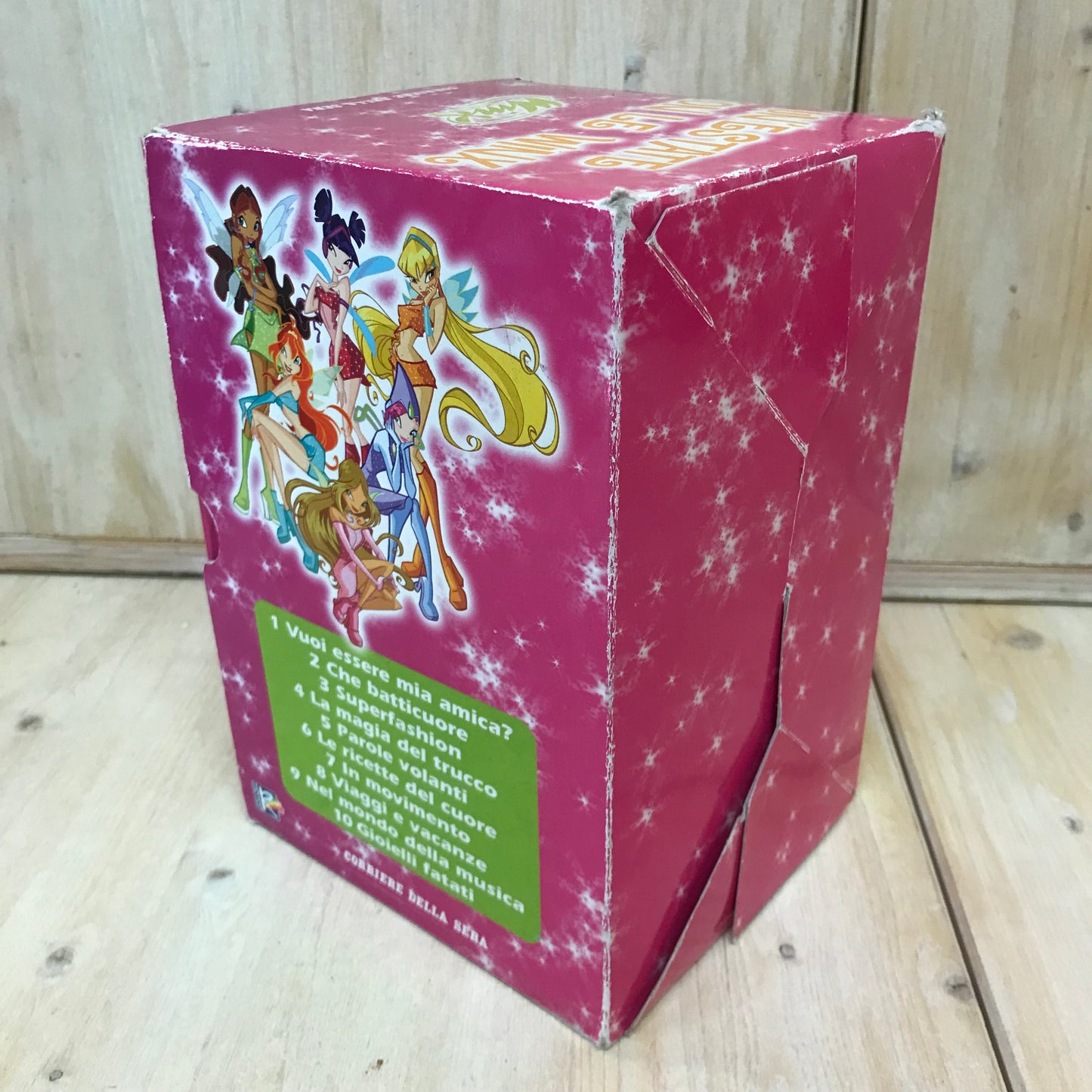 Lotto serie libri cofanetto Un’estate con le WINX 10 volumi corriere 2006