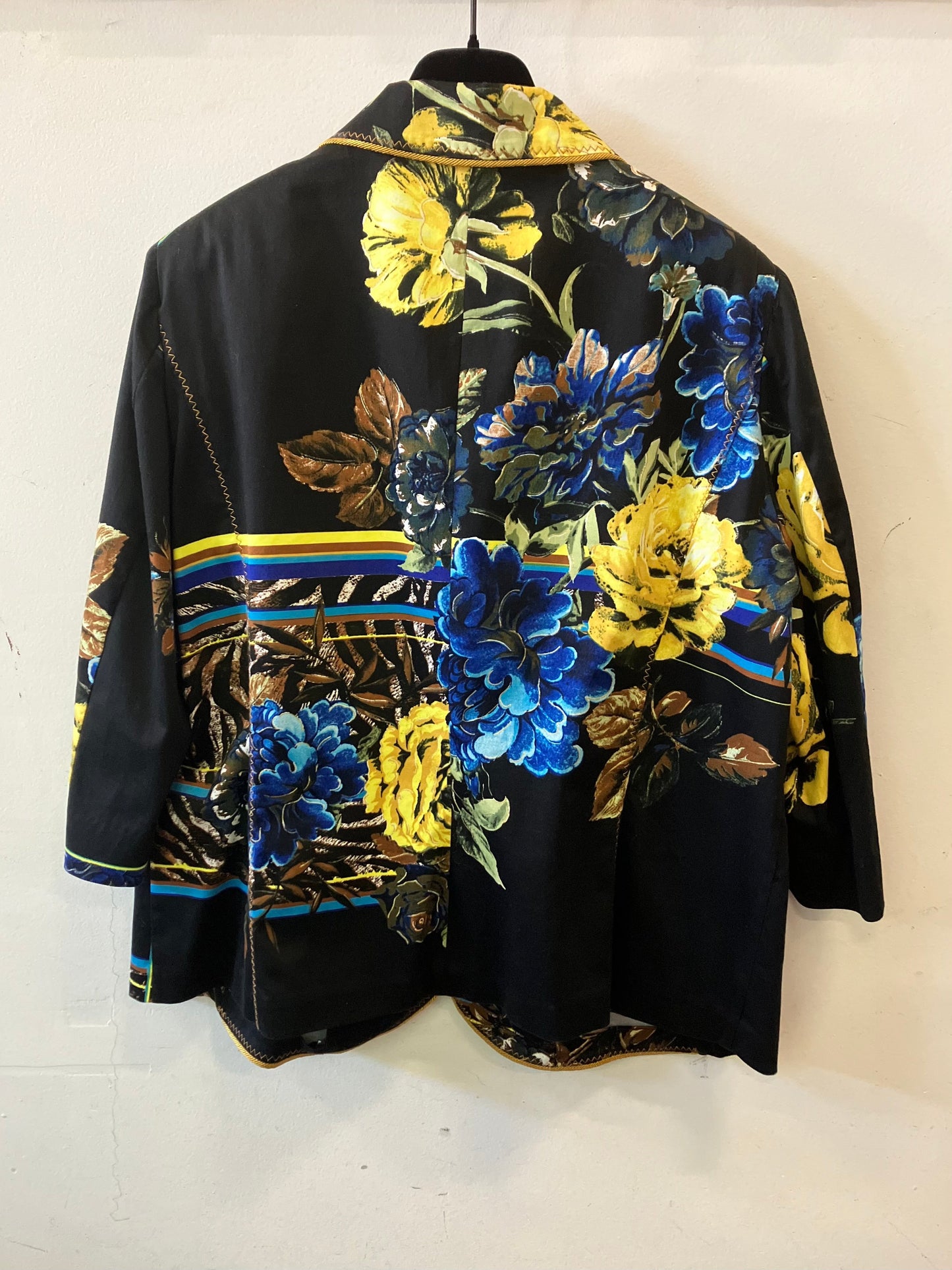 Giacca Donna Futura – Nero Fantasia Floreale – Tg. XL