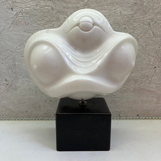 Scultura PASQUALE MARTINI in marmo bianco anno 1979 arte contemporanea