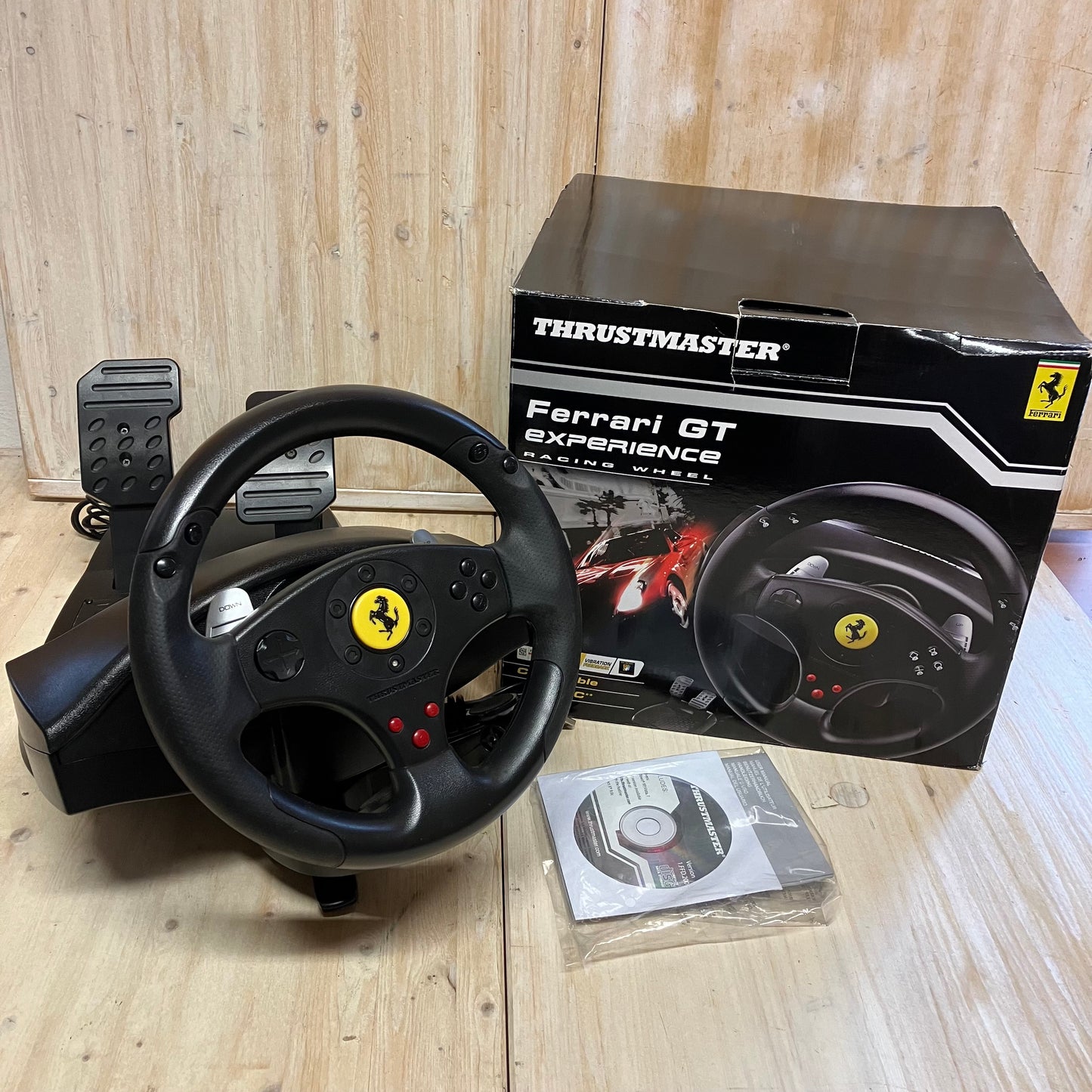 Cloche volante PC PS3 THRUSTMASTER FERRARI GT experience