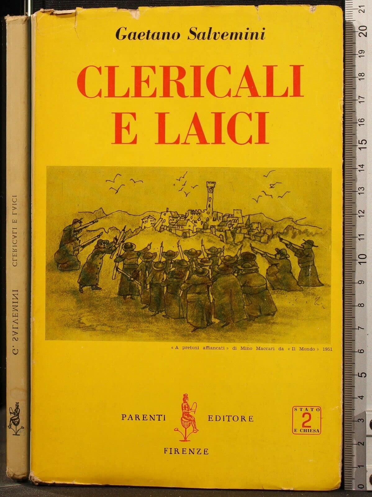Clericali e laici
