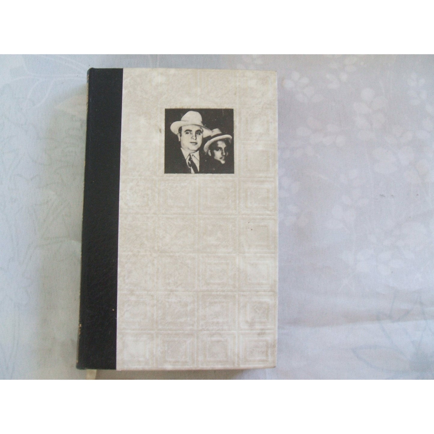 Libro - L'histoire vraie du banditisme - Valmont, André