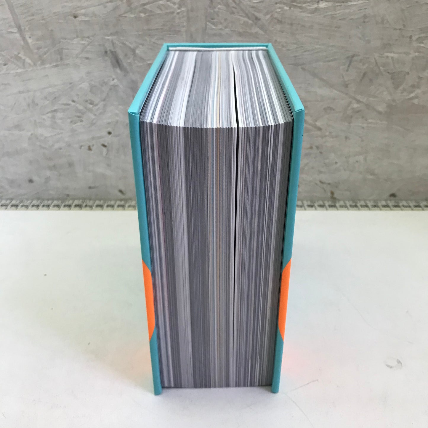 Libro Catalogo CUBE 9 solo moda Edizioni HP 2016 foto acconciature parrucchiere