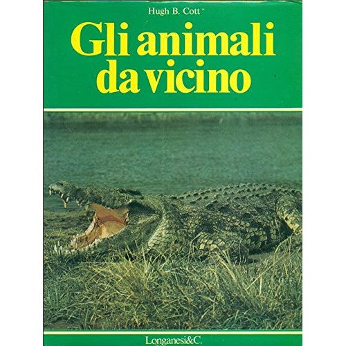 Book - Animals up close. - Hugh B. Cott