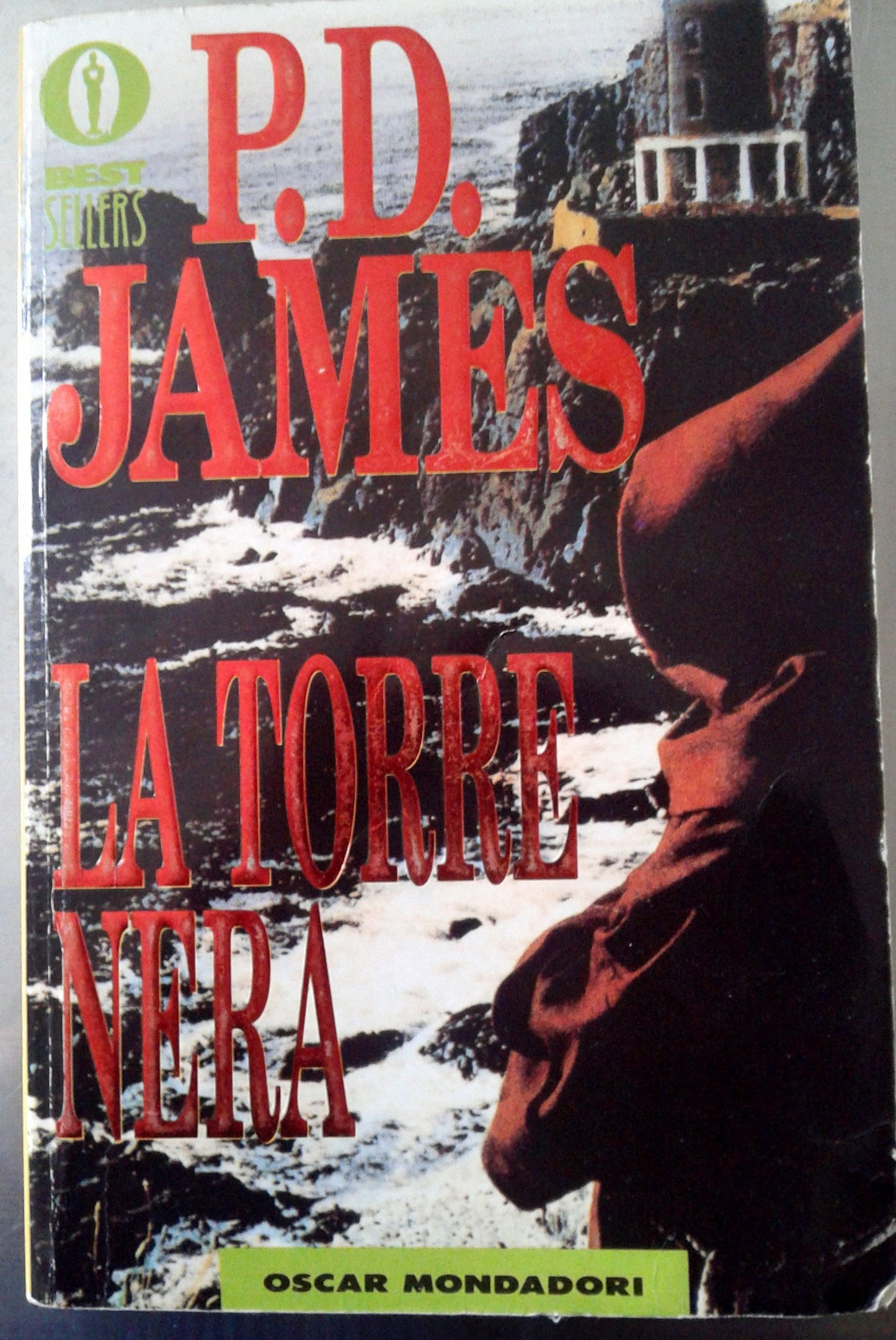 Libro - La torre nera - James, P. D.