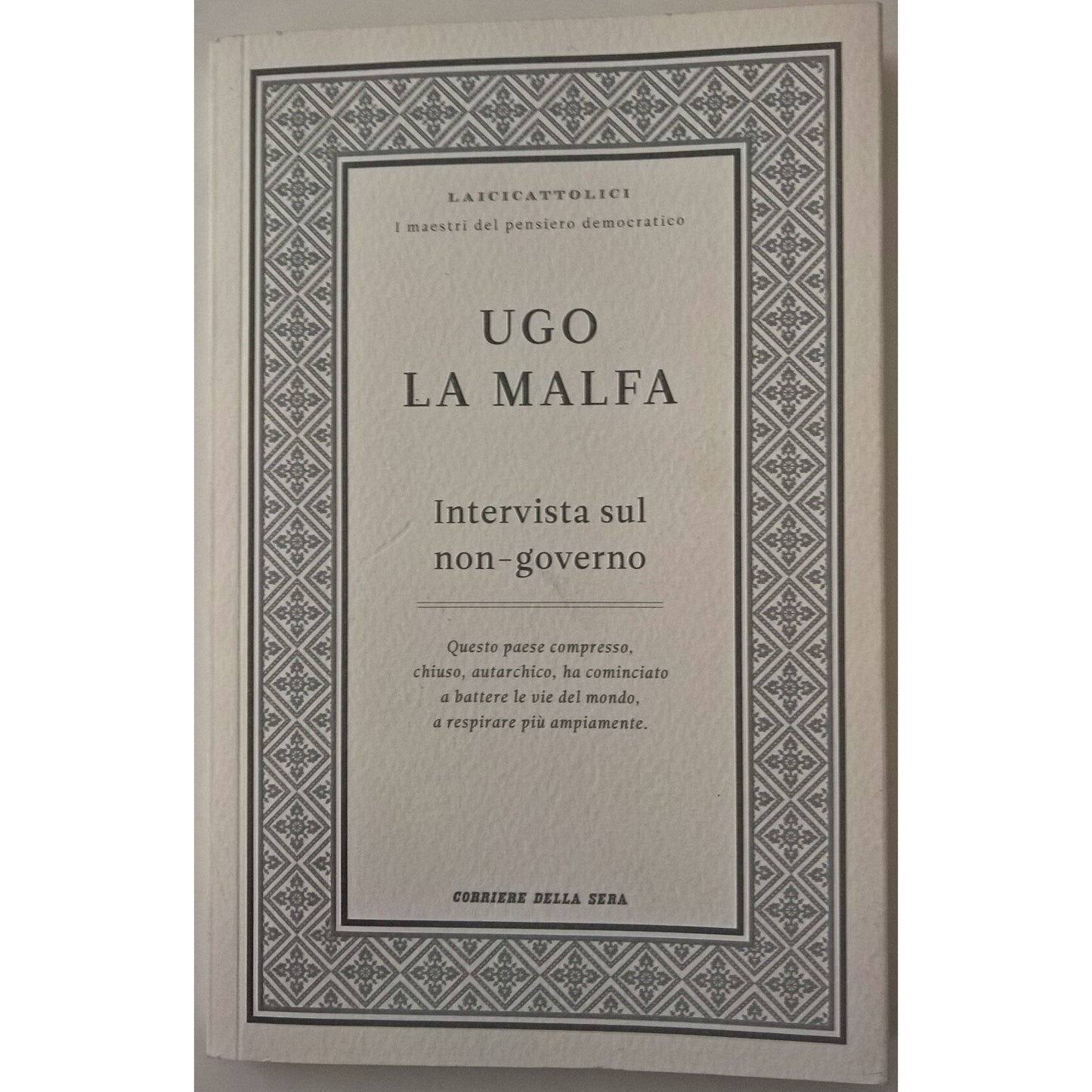 Libro - Intervista sul non-governo