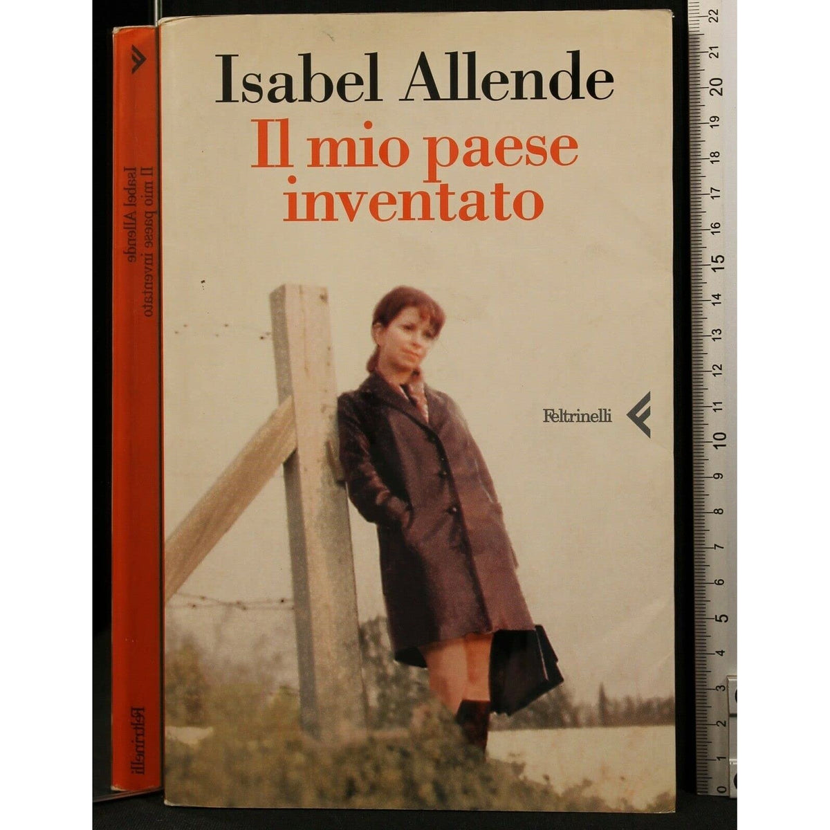 Libro - Il mio paese inventato - Allende, Isabel