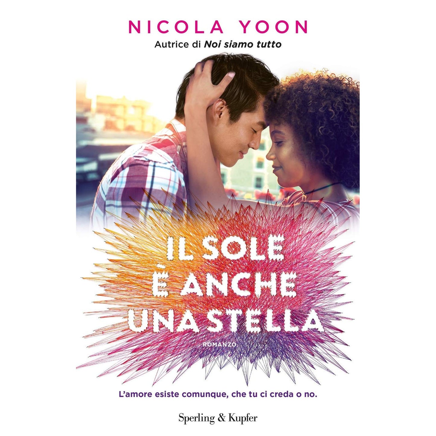 Libro - Il sole è anche una stella - Yoon, Nicola