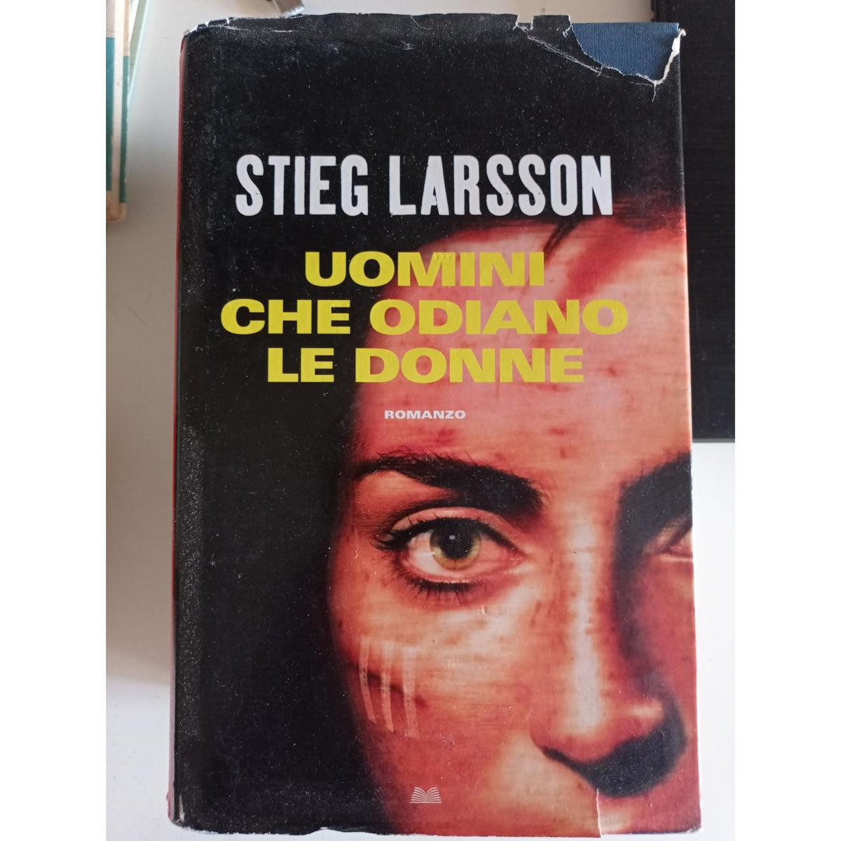 Libro - Uomini che odiano le donne - Stieg, Larsson