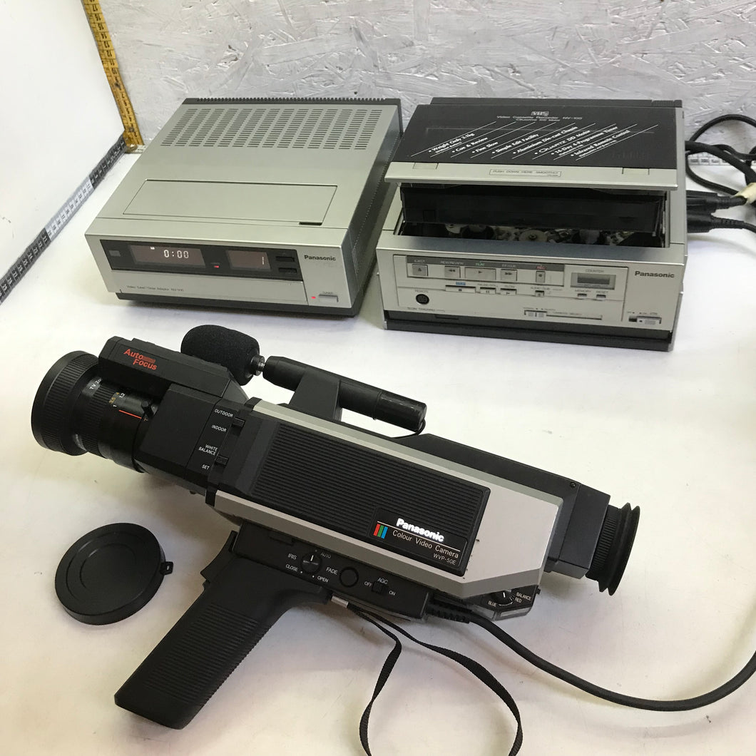 Videoregistratore PANASONIC portatile VHS NV-100 sint NV-V10 videocamera WVP-50E