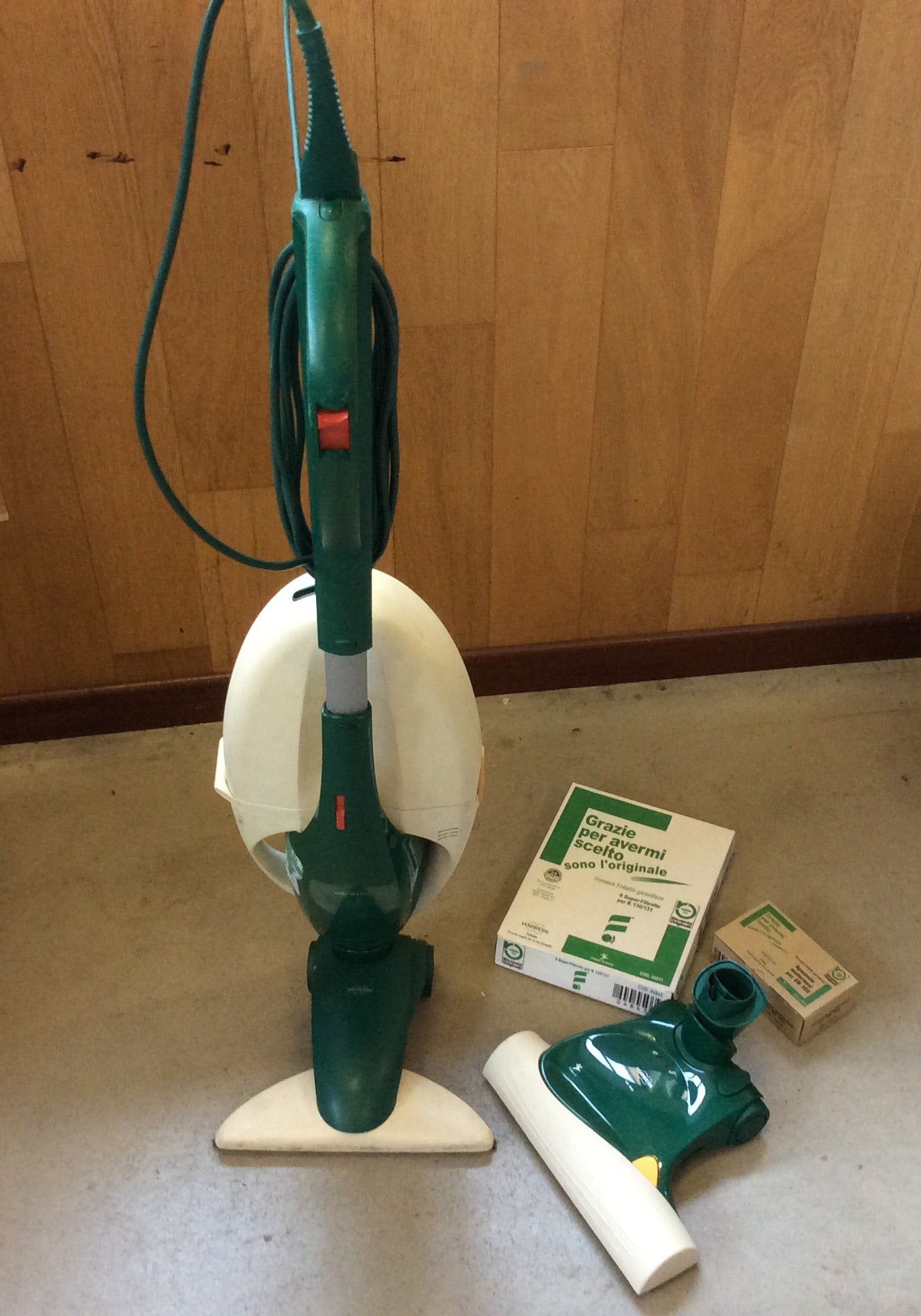 Aspirapolvere battitappeto Folletto Vorwerk Kobold 131