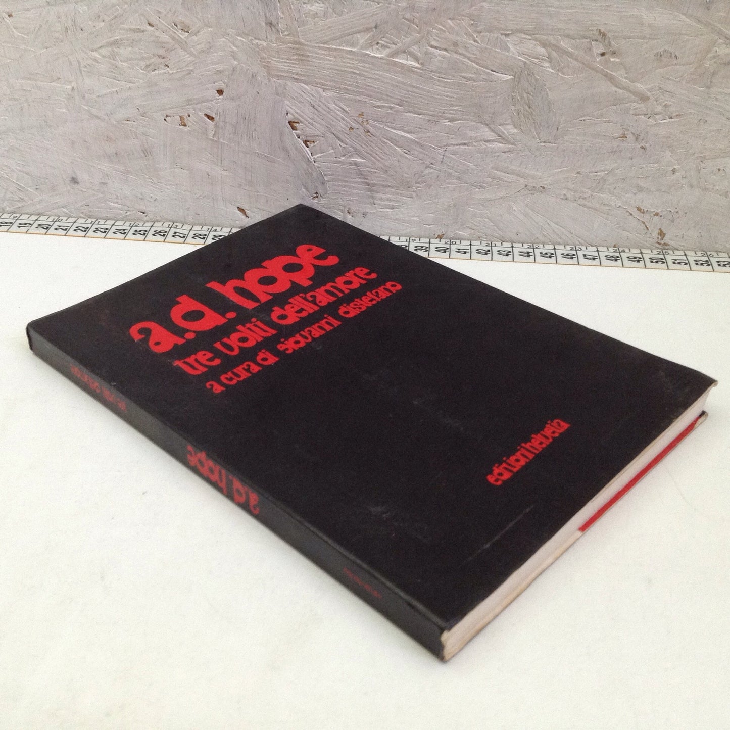 Libro - Tre volti dell’amore a cura di Giovanni Distefano - Hope Helvetia 1982