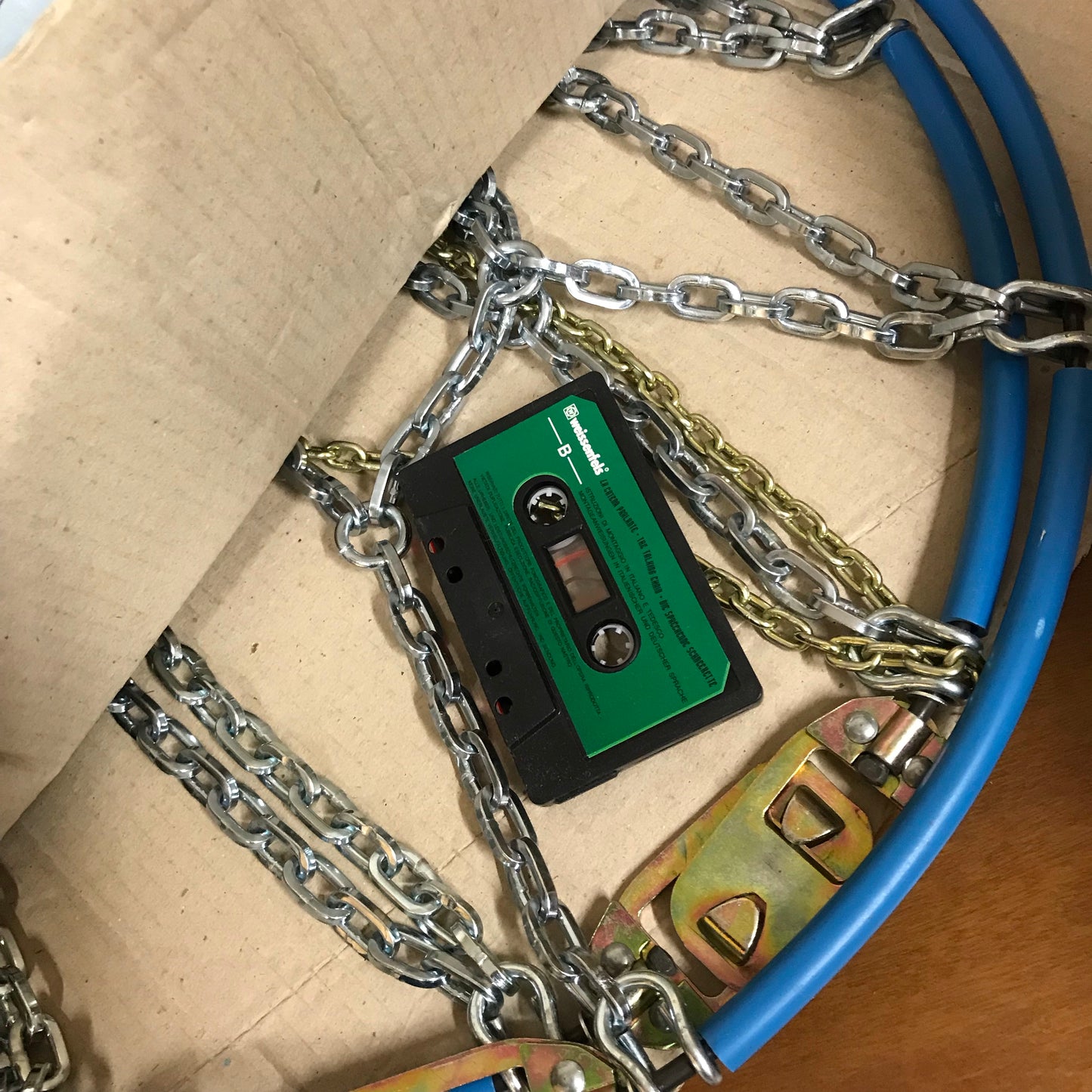 Snow chains for cars TIKTAK R13 08 12 mm audio cassette instructions