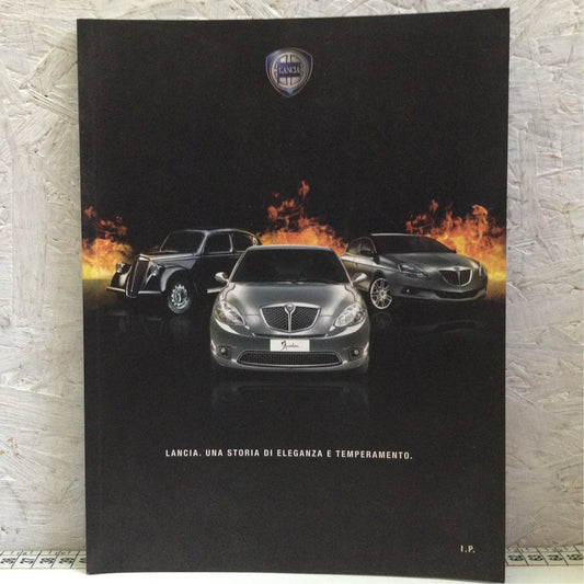 Libro - Lancia. Una storia di eleganza e temperamento Ypsilon 2006