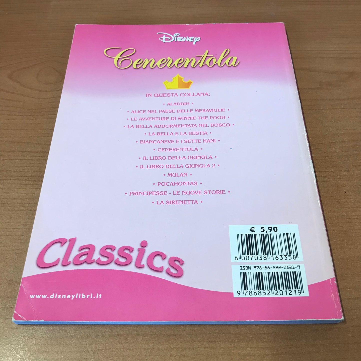 Book - Cinderella. Ed. illustrated