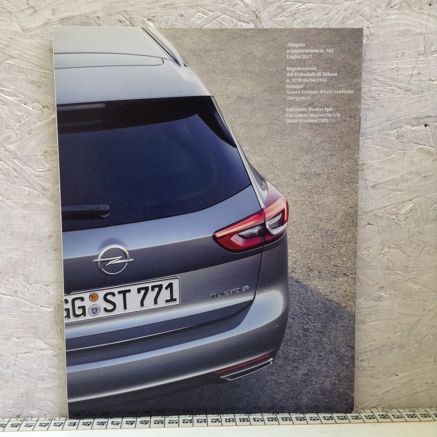 Libro - Rivista Quattroruote - Opel Insignia il sorpasso - all. 743