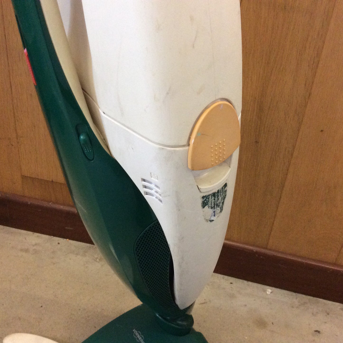 Aspirapolvere battitappeto Folletto Vorwerk Kobold 131